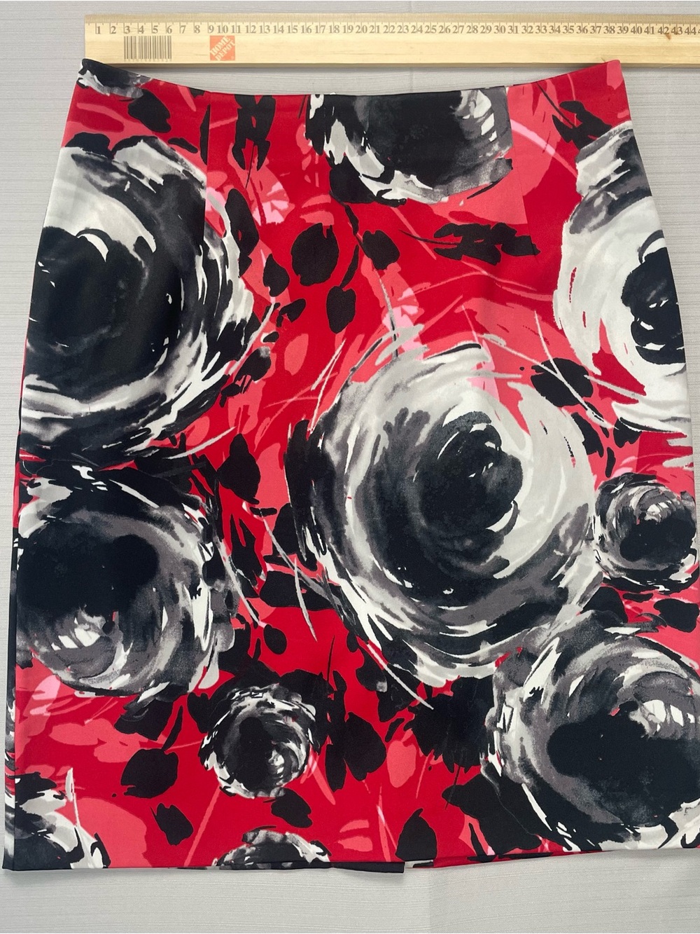 Mac & Jac Abstract Floral Pencil Skirt Red Black White Size 10